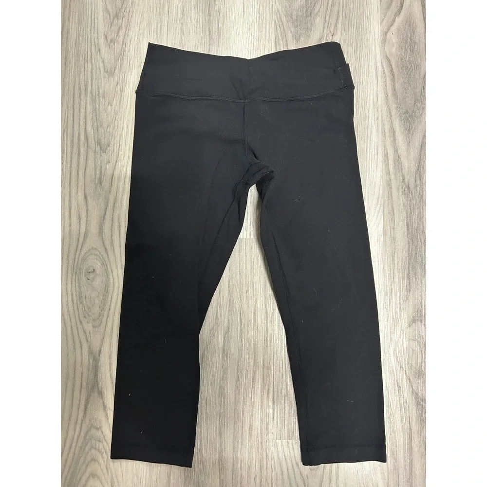 Lululemon DAMAGED Black Cropped Leggings Pants Women Size 6 Athleisure Yoga‎